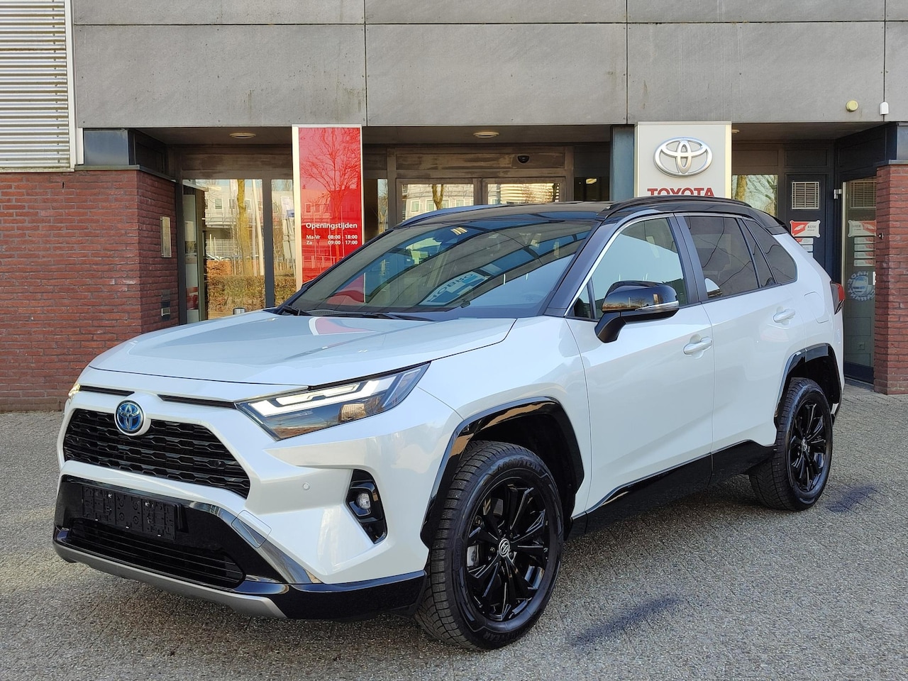 Toyota RAV4 - 2.5 Hybrid AWD BI-TONE NAVI EL-STOEL CAMERA PARK-SENSOREN EL-ACHTERKLEP APPLE/ANDROID STOE - AutoWereld.nl