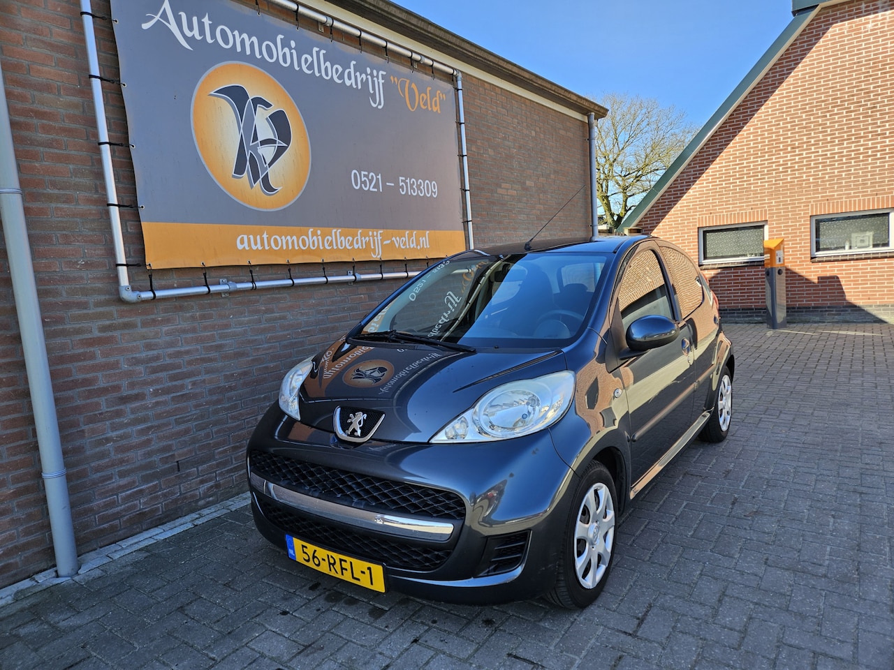 Peugeot 107 - 1.0-12V XS 1.0-12V XS - AutoWereld.nl