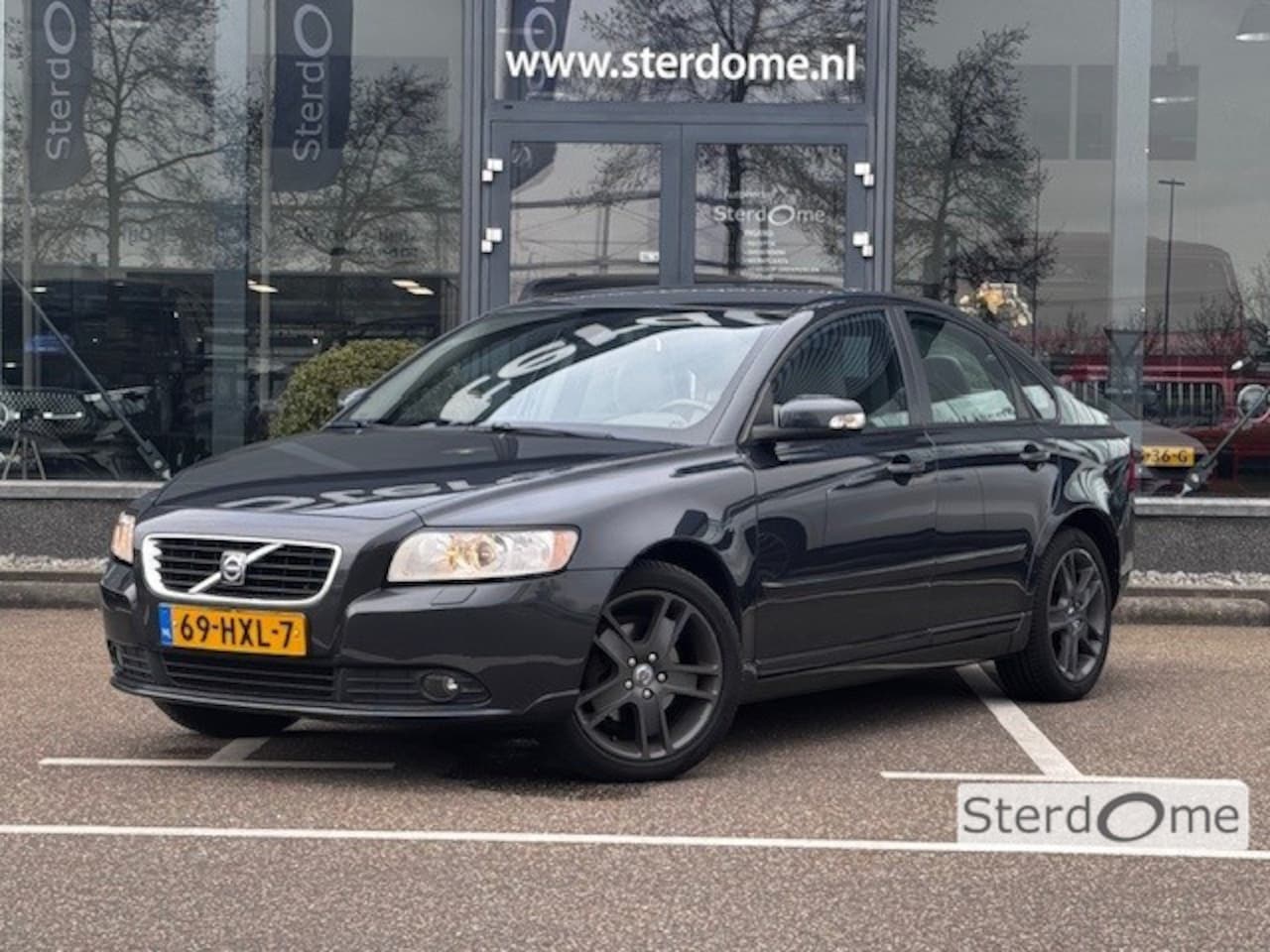 Volvo S40 - 1.8 Edition II | Cruise Control | Extra getint glas achter | Parkeersensor achter | Leder - AutoWereld.nl