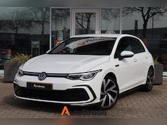 Volkswagen Golf - 1.5 R-Line TSI 130pk | Carplay | Adaptive Cruise | Climate | IQ LED | Sfeer | Virtual | Tr