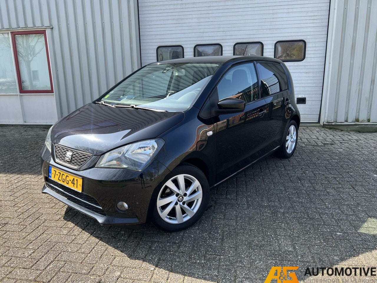 Seat Mii - 1.0 Style Sport 5DRS 2015 Zwart| Eerste eigenaar! | - AutoWereld.nl