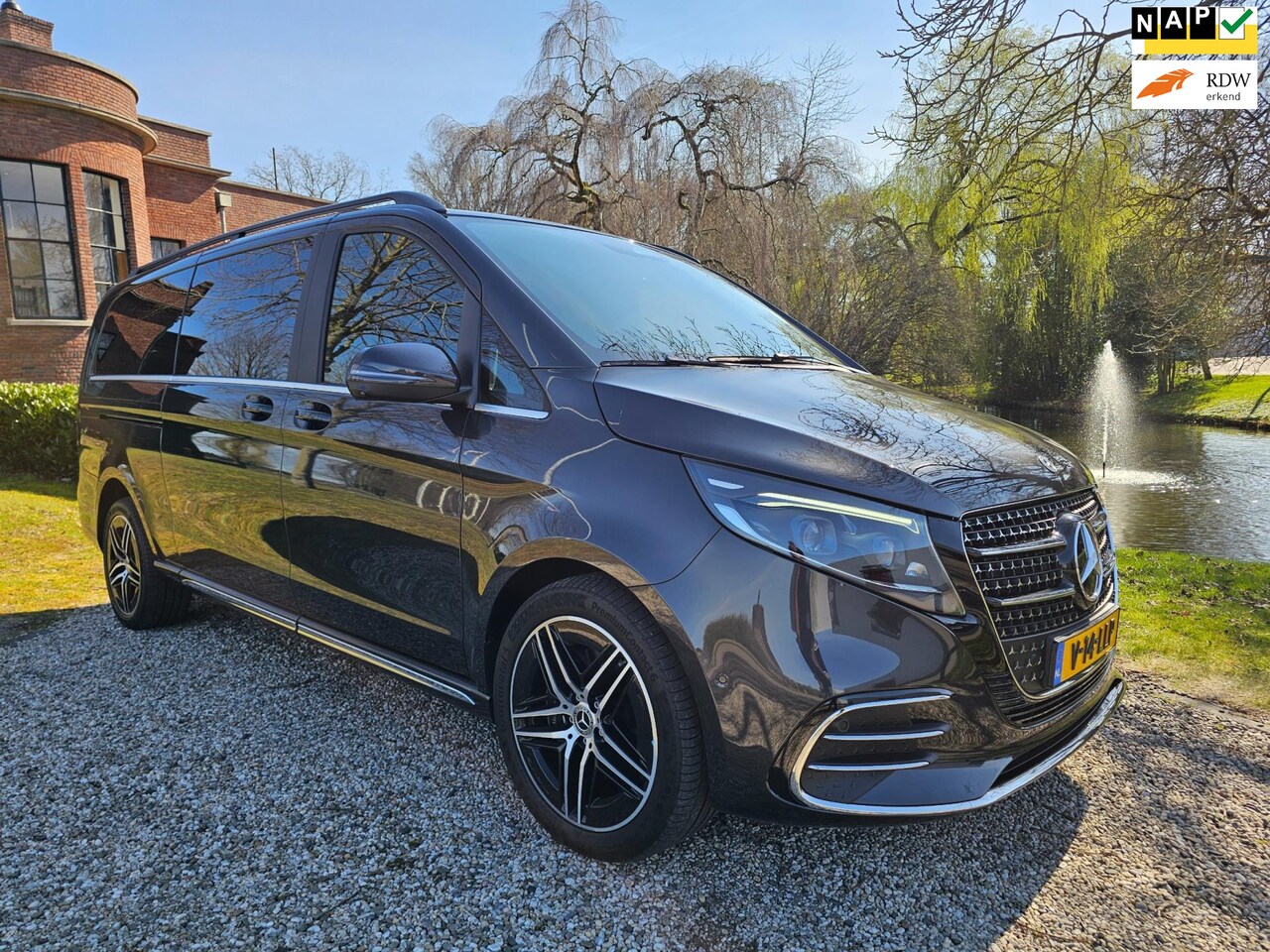 Mercedes-Benz V-klasse - 300d EXTRA Lang AMG dubbel cabine - AutoWereld.nl