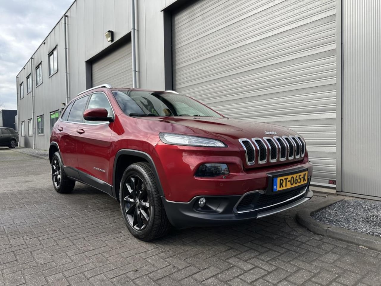 Jeep Cherokee - 2.0 | 4WD | Pano |Stoelverw. + ventil. | Camera - AutoWereld.nl