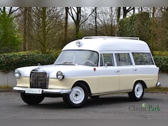 Mercedes-Benz C-klasse - 190 Ambulance