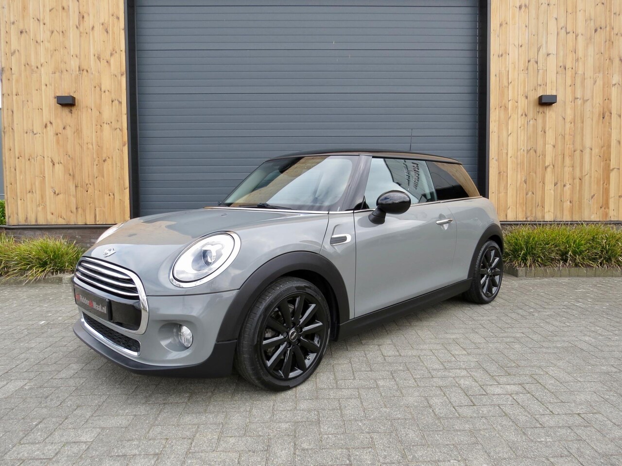 MINI Cooper - 1.5 Business *Schuifdak *Vol leder *Navi *Cruise - AutoWereld.nl