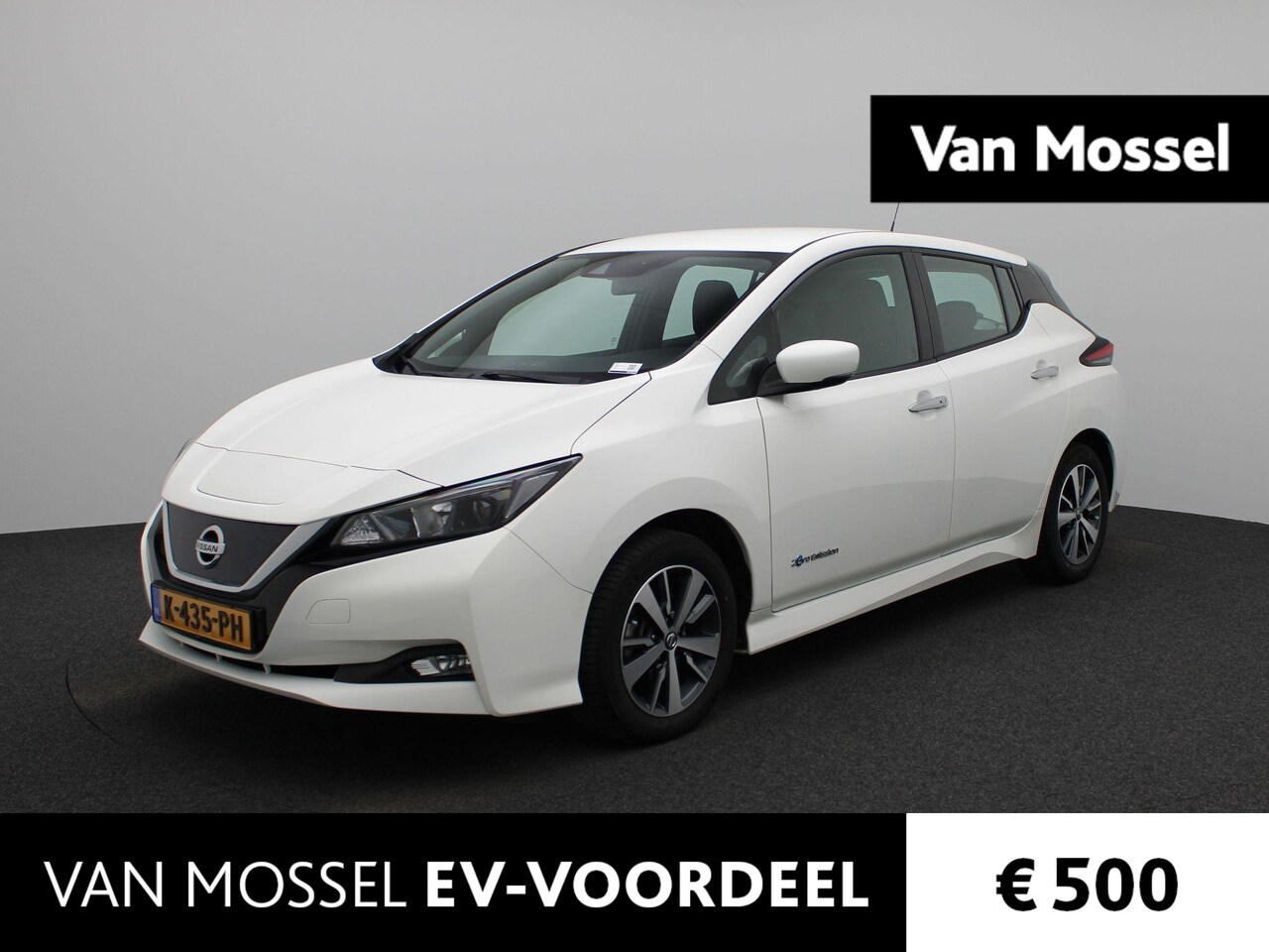 Nissan LEAF - Acenta 40 kWh | NAVIGATIE | CAMERA | LED | PARKEERSENSOREN - AutoWereld.nl