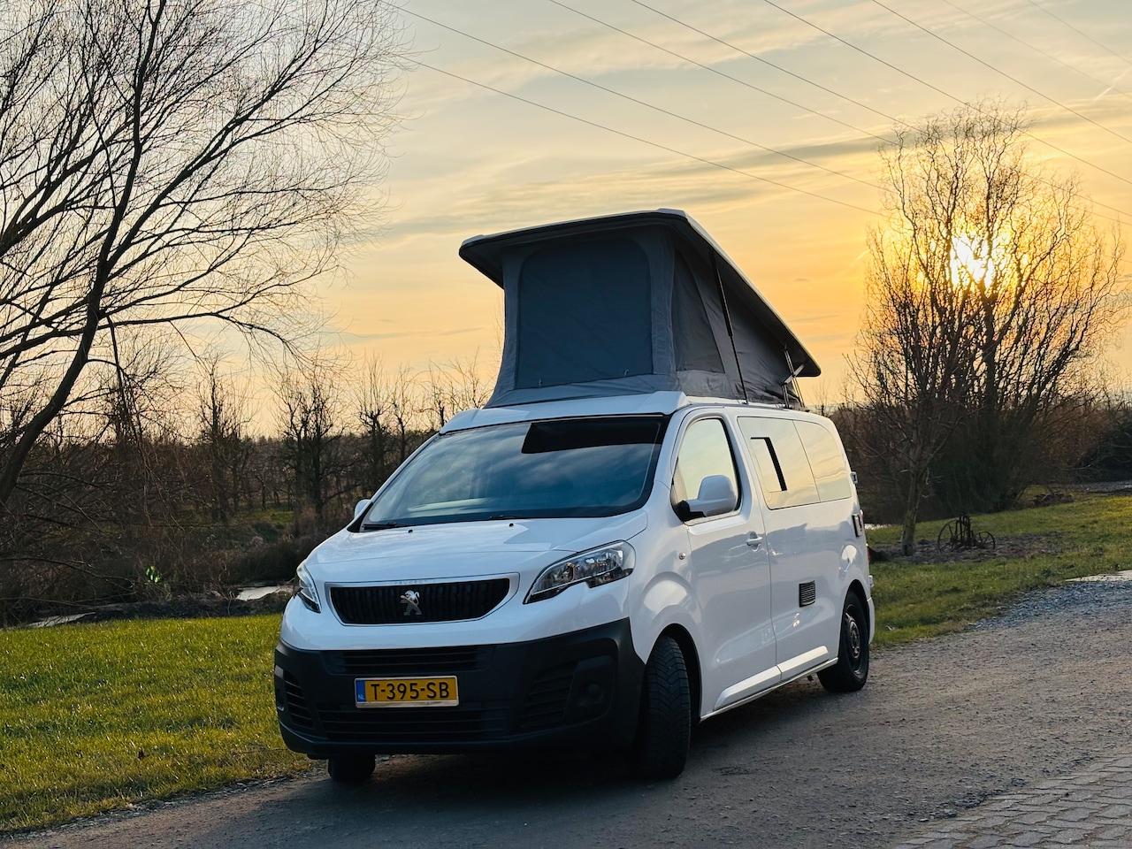 Peugeot Expert - Campberbus - Kampeerbus - Camper met slaap-hefdak! - AutoWereld.nl