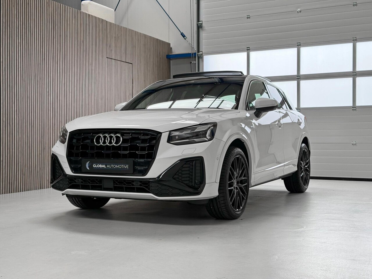 Audi Q2 - 35 TFSI S Edition - VIRTUAL COCKPIT - PANORAMADAK - KEYLESS - AUTOMAAT - SFEER VERLICHTING - AutoWereld.nl