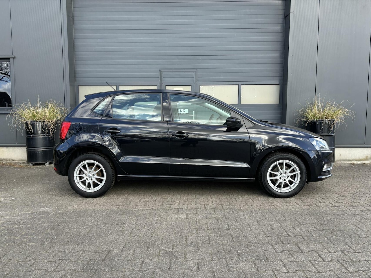 Volkswagen Polo - 1.2 TSI Comfortline Airco/ Cruise Control/ Mistlampen voor!!