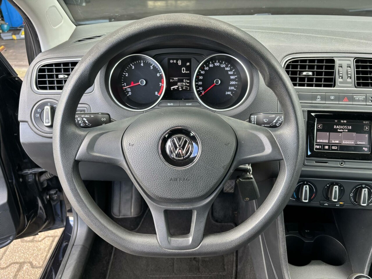 Volkswagen Polo - 1.2 TSI Comfortline Airco/ Cruise Control/ Mistlampen voor!!