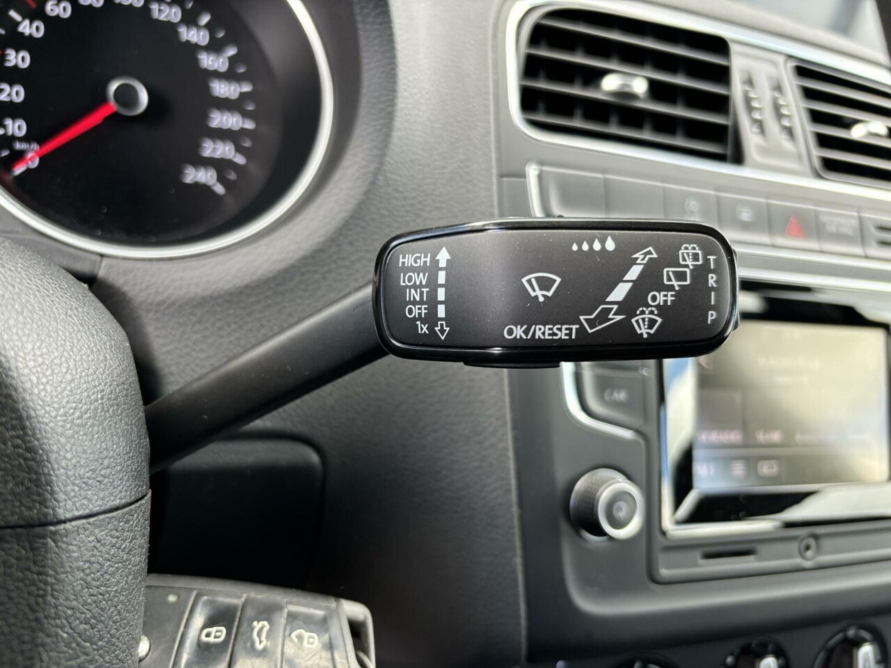 Volkswagen Polo - 1.2 TSI Comfortline Airco/ Cruise Control/ Mistlampen voor!!