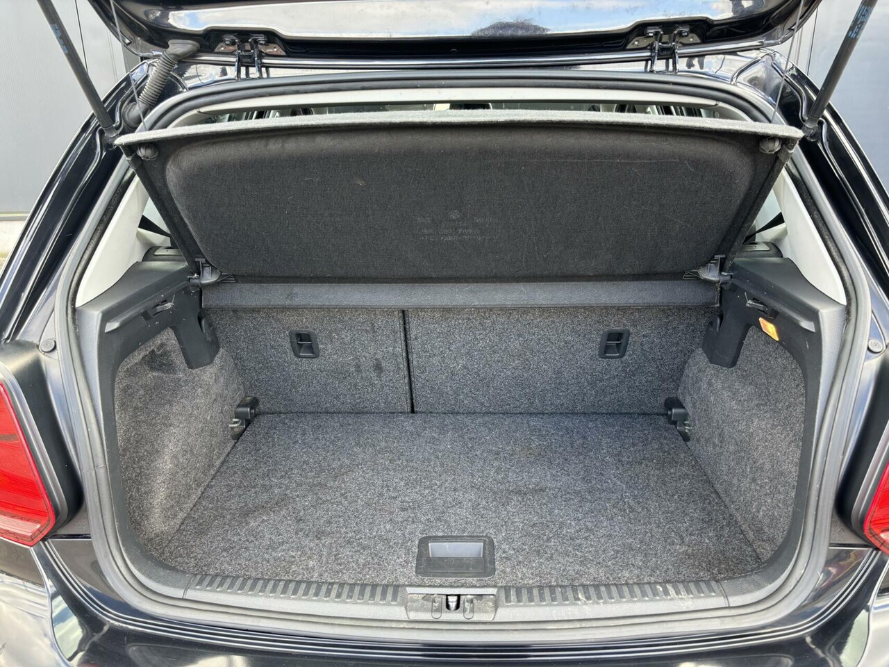 Volkswagen Polo - 1.2 TSI Comfortline Airco/ Cruise Control/ Mistlampen voor!!