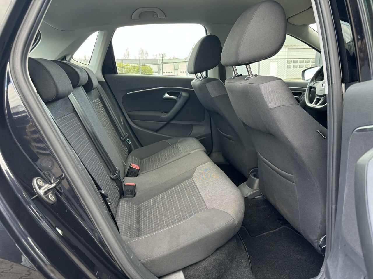 Volkswagen Polo - 1.2 TSI Comfortline Airco/ Cruise Control/ Mistlampen voor!!