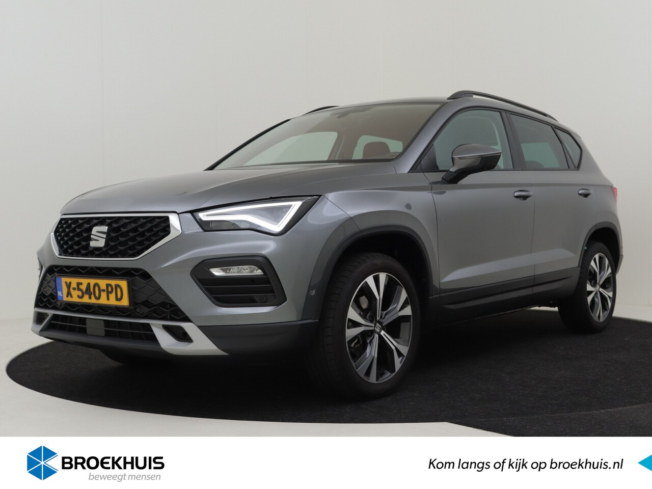 Seat Ateca - 1.5 TSI 150PK Style Business Intense | Airco | Apple Carplay/Anroid Auto | Achteruitrijcam - AutoWereld.nl