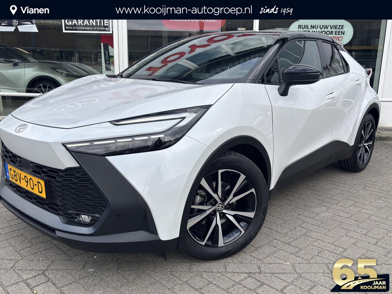 Toyota C-HR - 1.8 Hybrid 140 First Edition - AutoWereld.nl