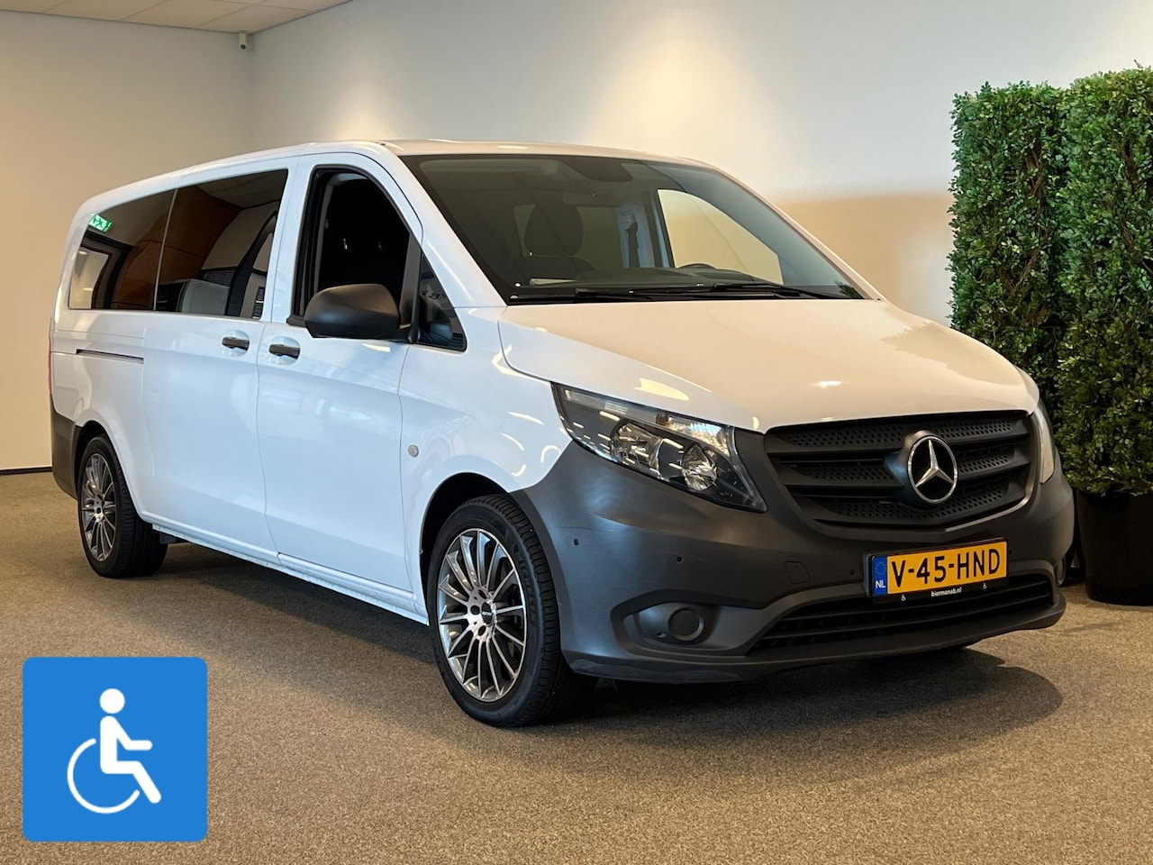 Mercedes-Benz Vito - L3H1 Rolstoelbus - AutoWereld.nl