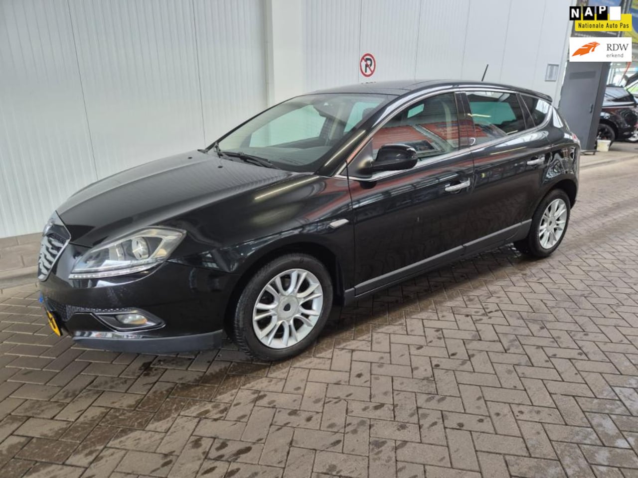 Lancia Delta - 1.6-16V Platino 1.6-16V Platino - AutoWereld.nl
