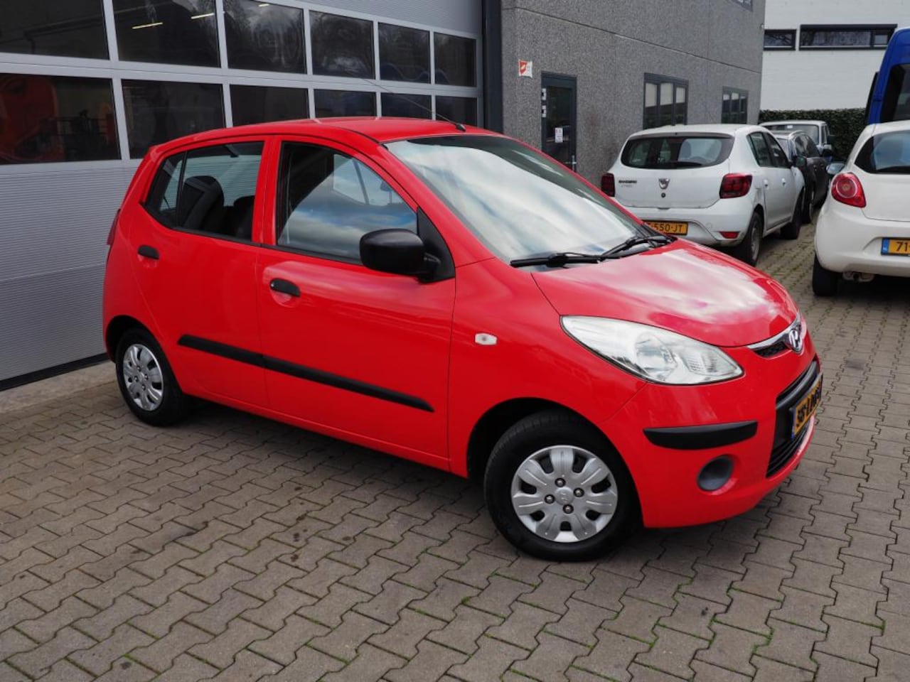 Hyundai i10 - 1.1i Active Cool AIRCO TREKH. PARKEER S.