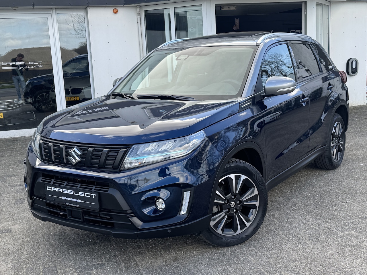 Suzuki Vitara - 1.5 Hybrid, AllGrip, ACTIEPRIJS, Standkachel, Pannoramadak, Adaptieve Cruise control - AutoWereld.nl