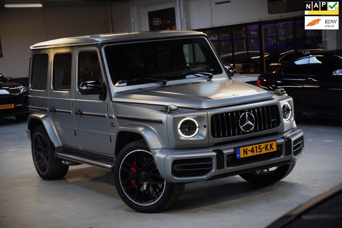 Mercedes-Benz G-klasse - G63 AMG *Edition 1*|Leder|Massage|Widescreen|22 inch|Schuifdak|Geel kenteken 5 persoons - AutoWereld.nl