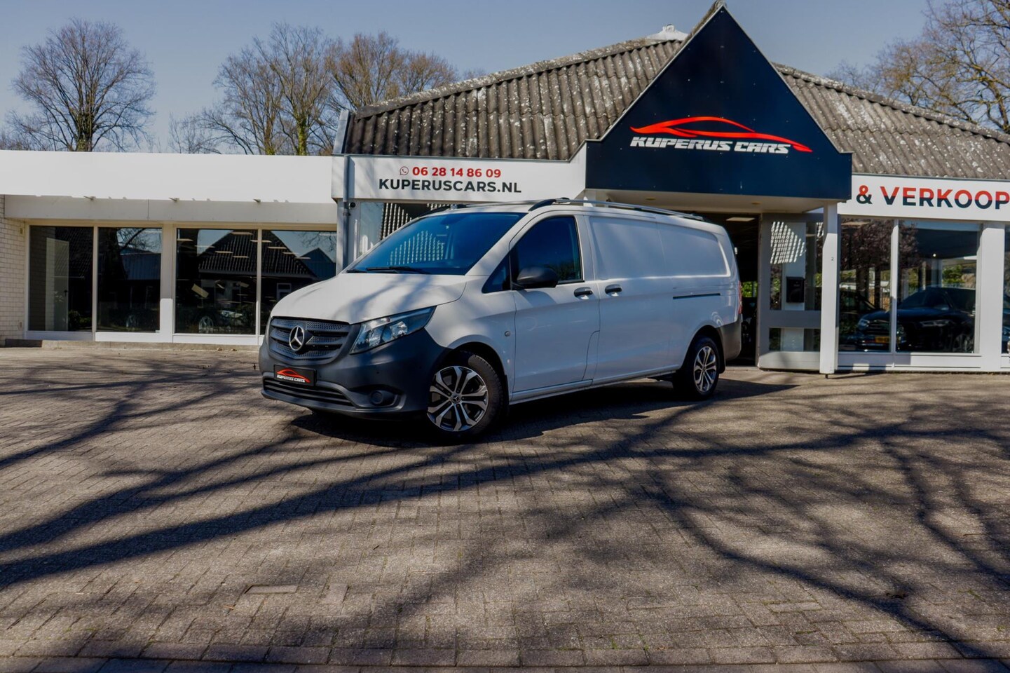 Mercedes-Benz Vito - 114 CDI Extra Lang L3/NAP/AUT/6 deurs/Trekhaak/Clima - AutoWereld.nl