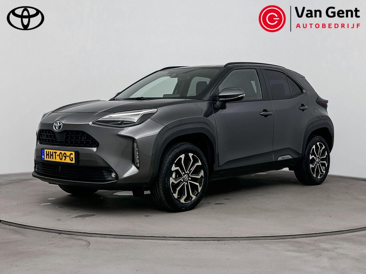 Toyota Yaris Cross - 1.5 Hybrid 115 First Edition | Navigatie | Stoelverwarming - AutoWereld.nl