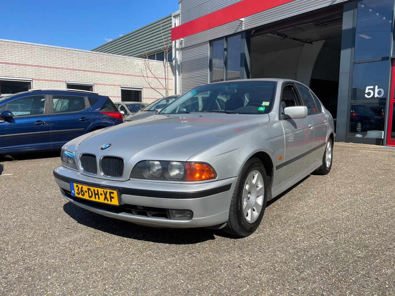 BMW 5-serie - 523i Executive zeer mooie youngtimer - AutoWereld.nl