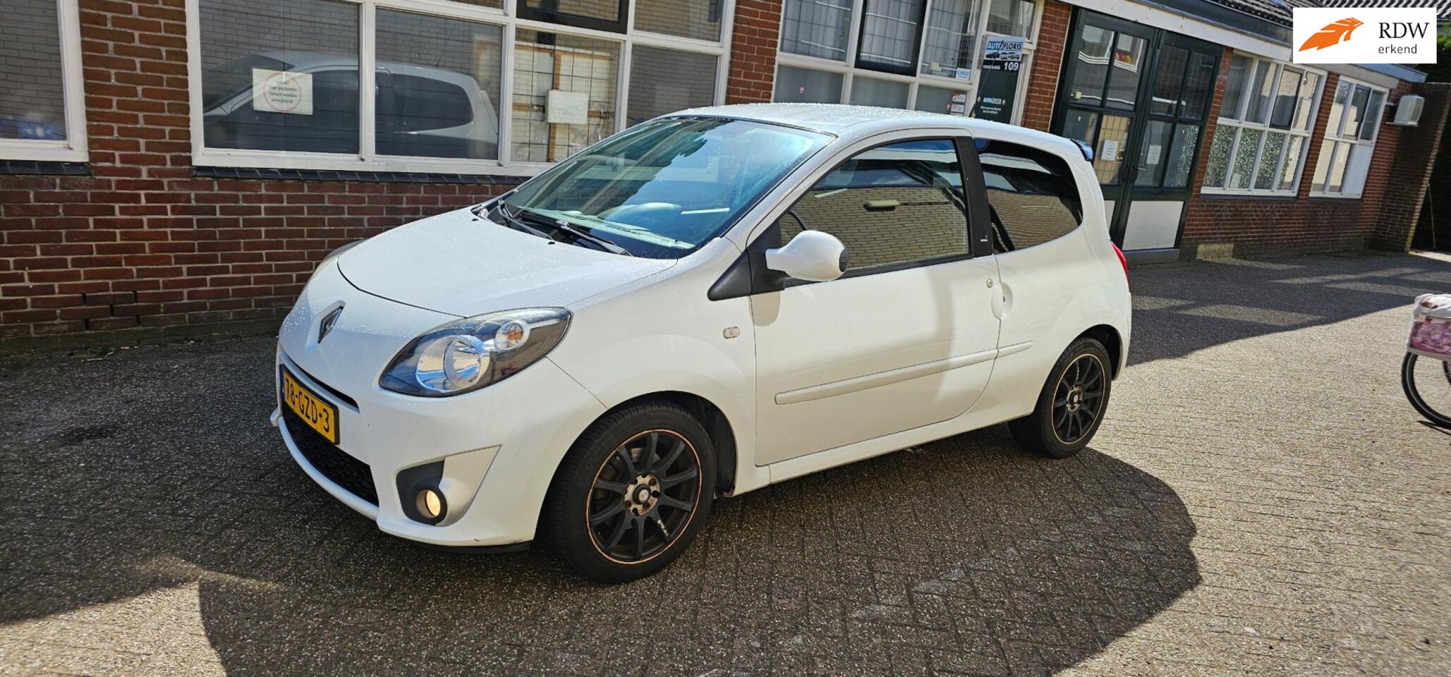 Renault Twingo - 1.2-16V Nokia airco velgen spoiler etc - AutoWereld.nl