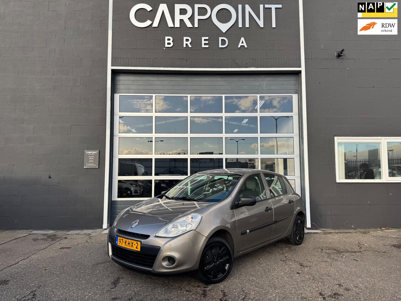 Renault Clio - 1.2 Special Line 1.2 Special Line, CARPLAY NAVIGATIE, AIRCO, NAP, APK - AutoWereld.nl