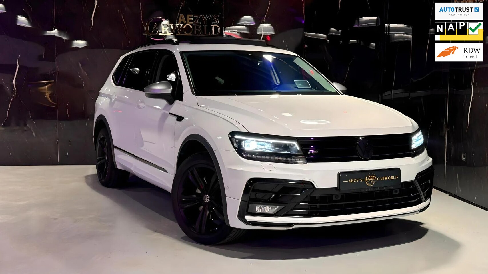 Volkswagen Tiguan Allspace - 2.0 TSI 4Motion R-line Pano I Sfeer I HUD I CAM I KEYL I ACC - AutoWereld.nl