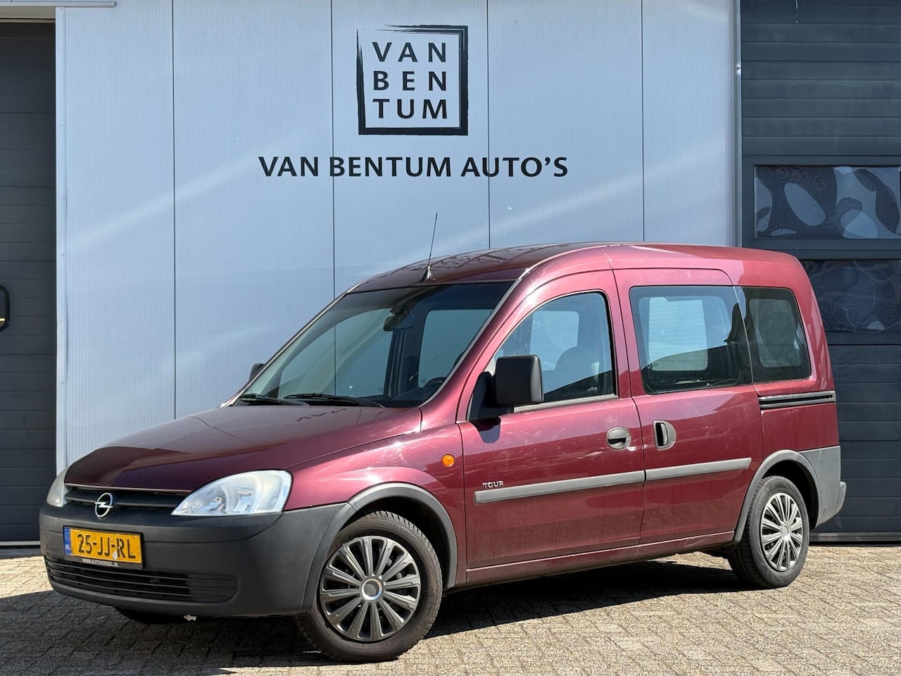Opel Combo Tour - 1.6 Comfort Benzine 5-pers. Nwe APK - AutoWereld.nl