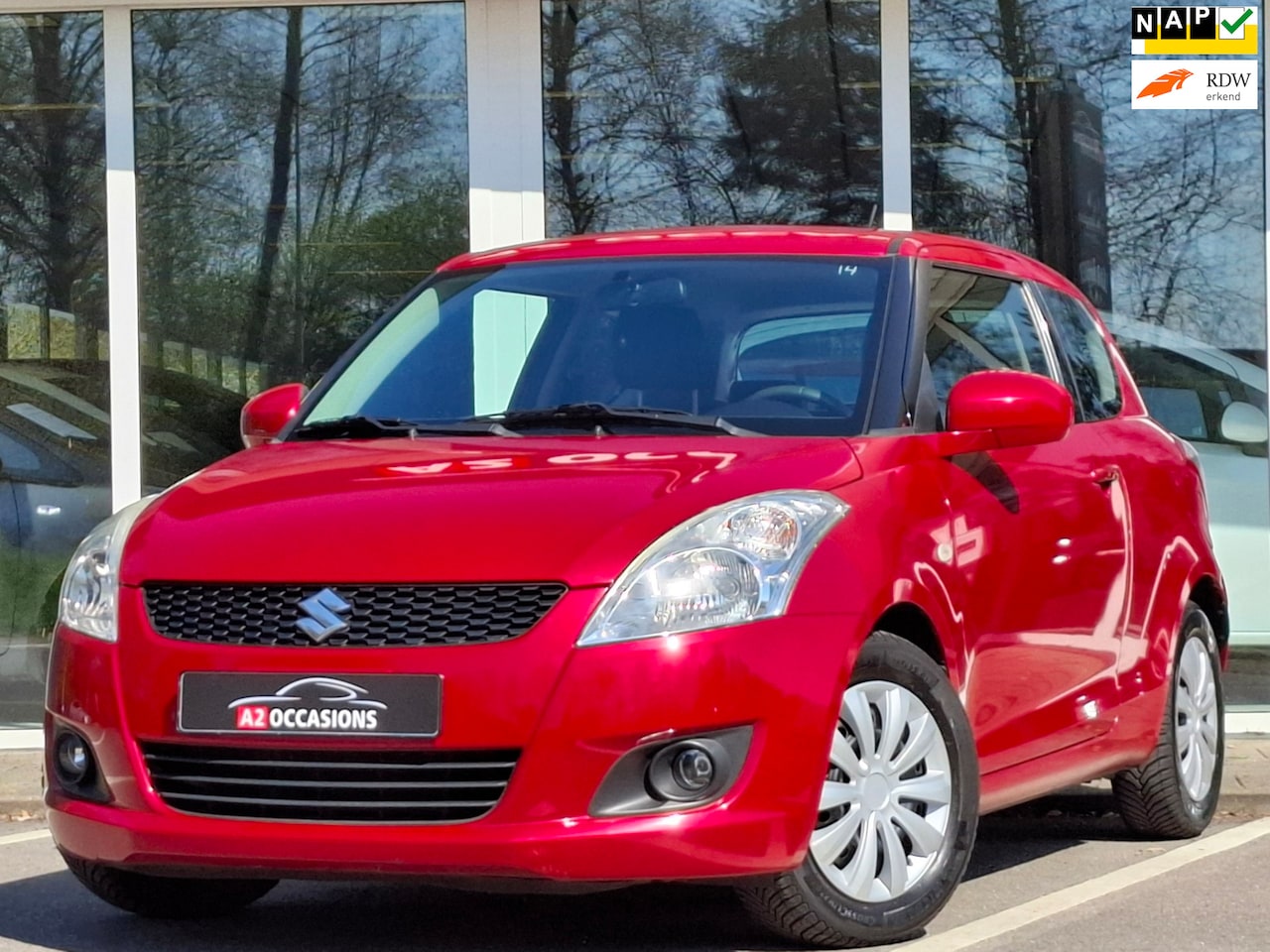 Suzuki Swift - 1.2 95pk Airco/All season banden - AutoWereld.nl