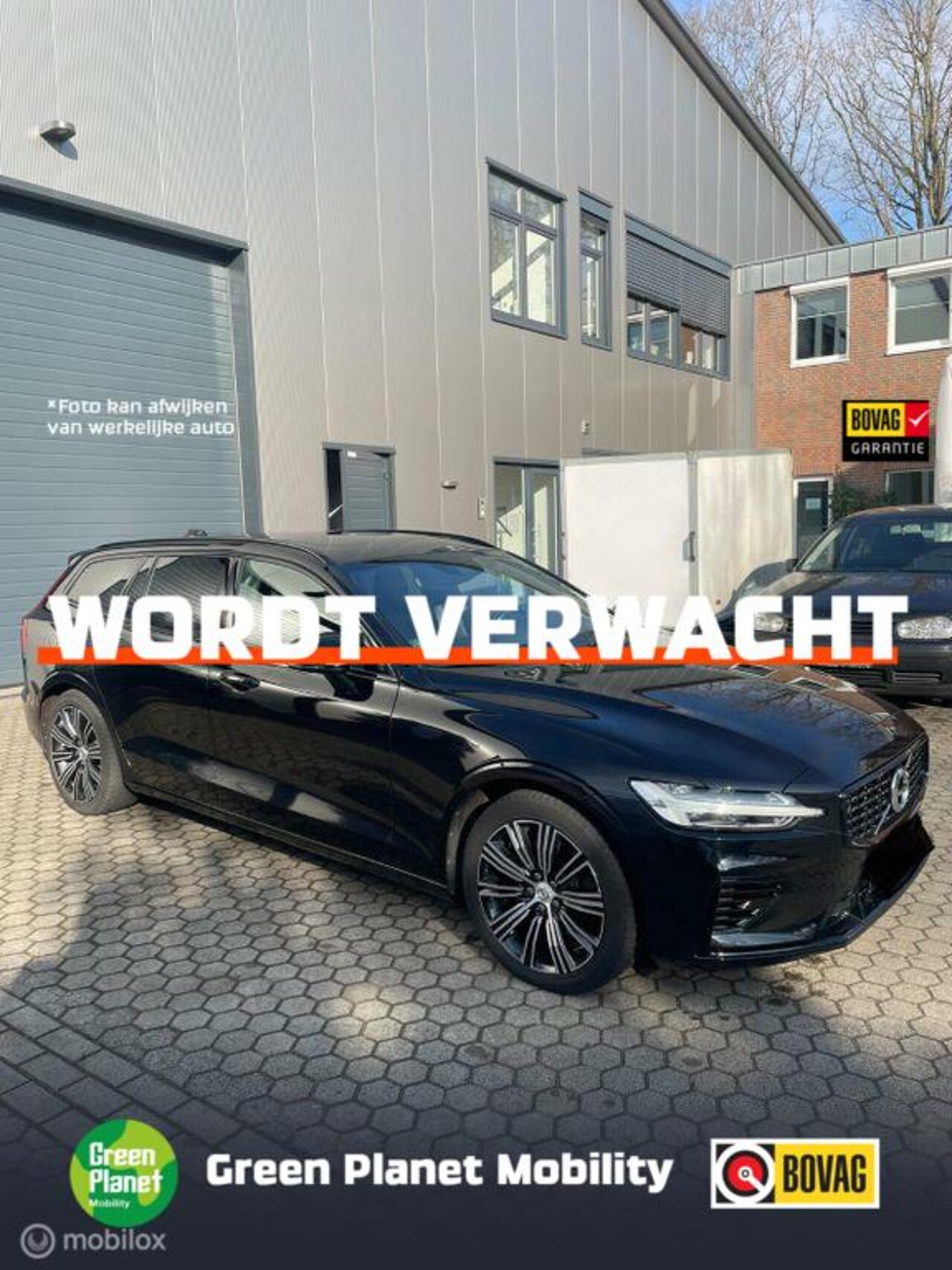 Volvo V60 - 2.0 T6 Recharge AWD R-Design|Trekhaak|Pano|Leder - AutoWereld.nl