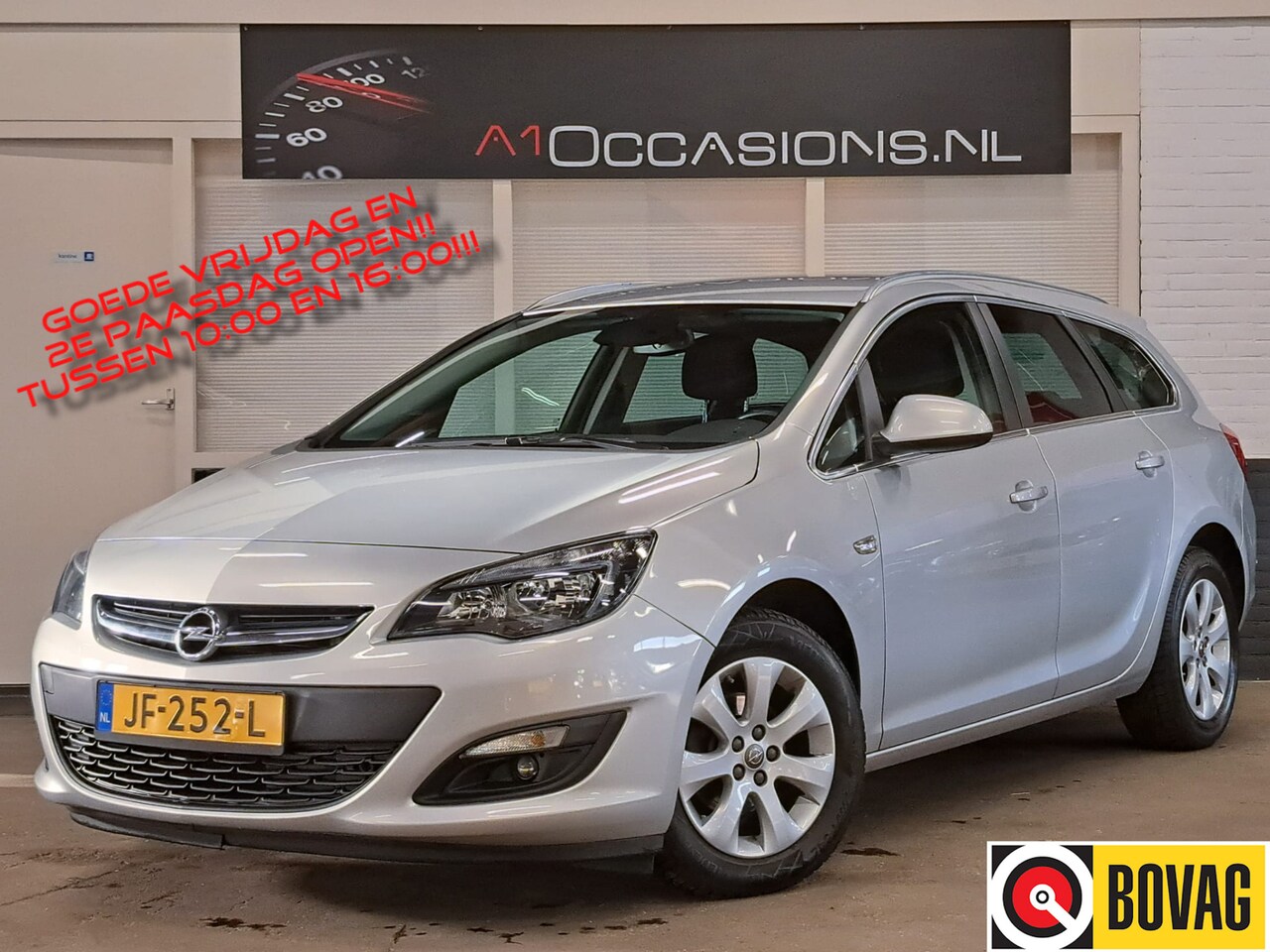 Opel Astra Sports Tourer - 1.4 Turbo Blitz + NAVI - AutoWereld.nl