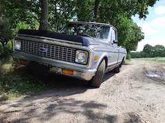 Chevrolet C10 - C10 Nine Window Custom DeLuxe