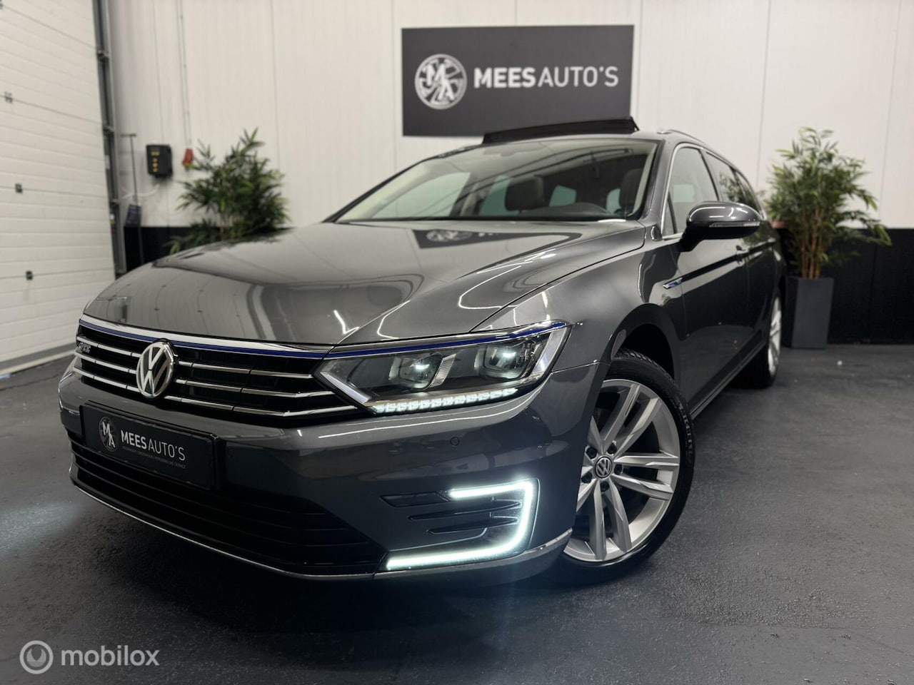 Volkswagen Passat Variant - 1.4 TSI GTE Highline|Pano|Trekhaak - AutoWereld.nl