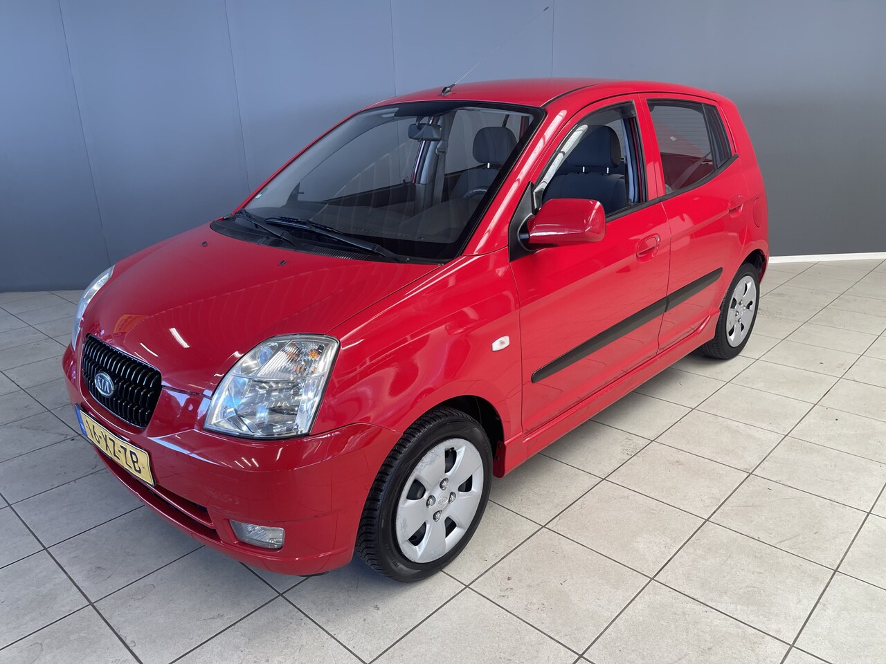 Kia Picanto - 1.0 D-light Airco, stuurbekrachtiging 365 dagen garantie! Net binnen - foto's volgen - AutoWereld.nl