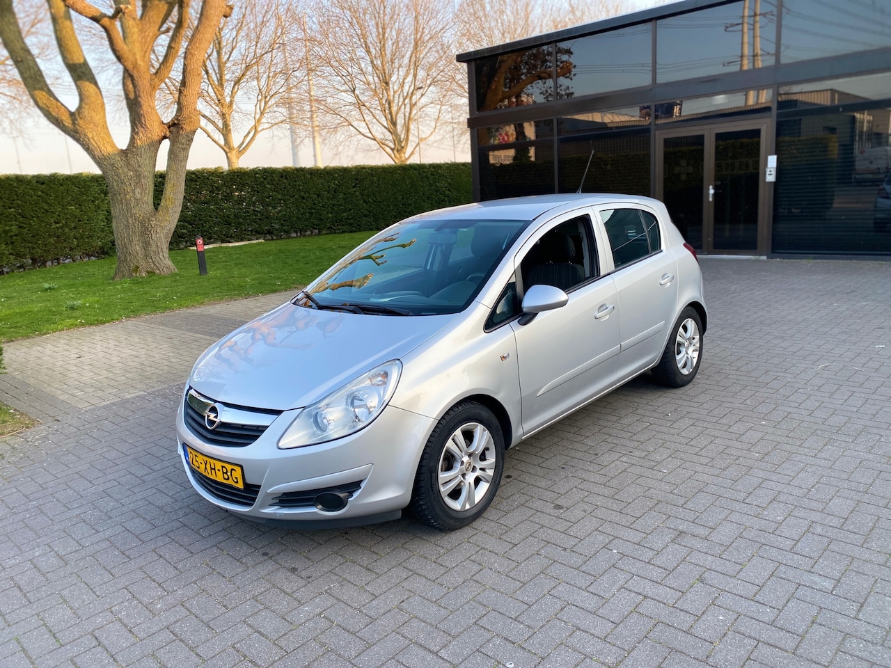 Opel Corsa - 1.2 Benzine Airco Nieuwe Apk 5DRS Radiator Lekt - AutoWereld.nl