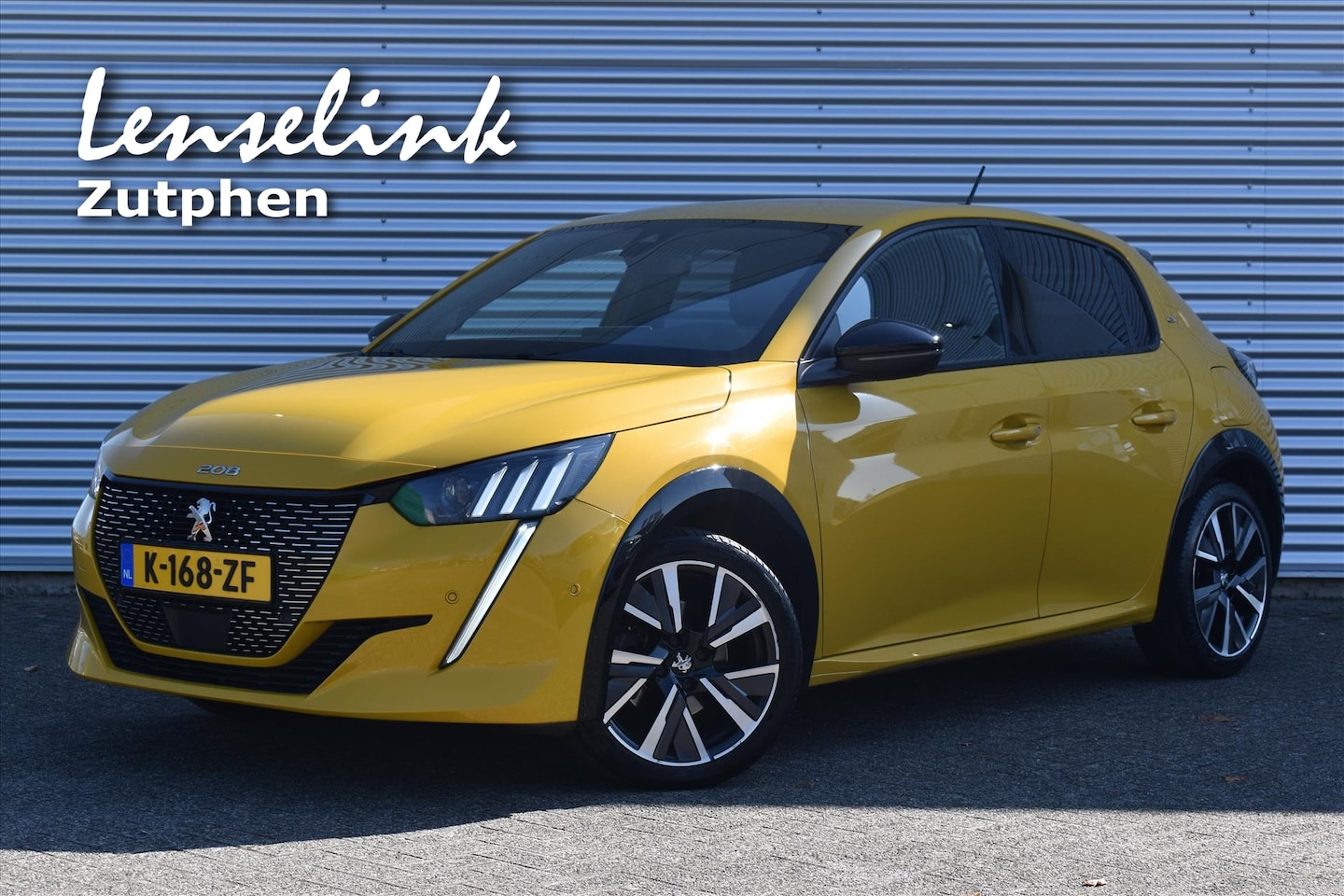 Peugeot 208 - 1.2 PureTech GT 100pk | NL auto | Trekhaak | 1e eig | 3D cockpit | Zwarte hemelbekleding | - AutoWereld.nl