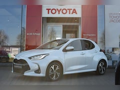 Toyota Yaris - 1.5 Hybrid 115 First Edition Limited Automaat 116pk | Parkeersensoren voor en achter | Dod