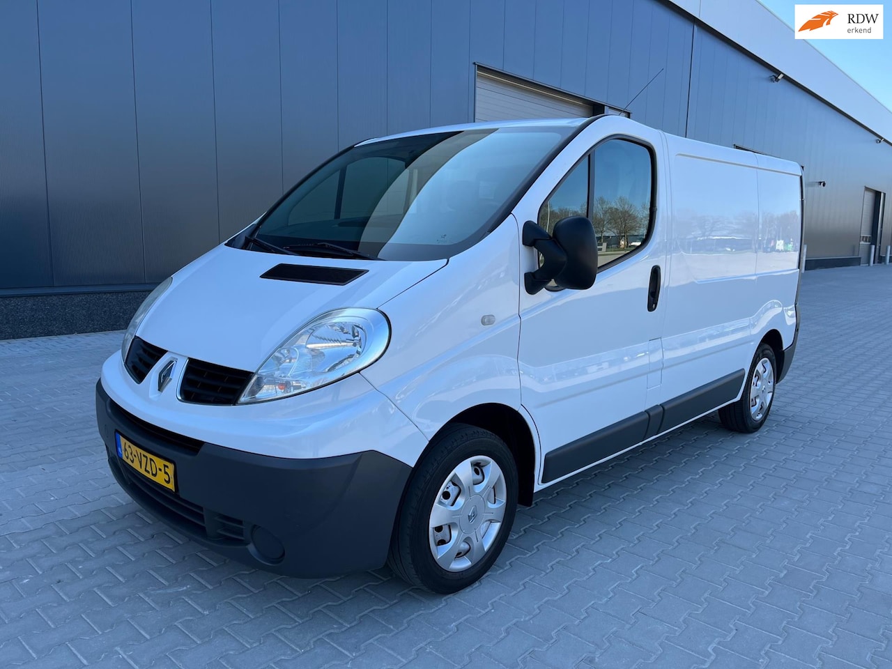 Renault Trafic - 2.0 dCi T27 L1H1 154 Nap - AutoWereld.nl