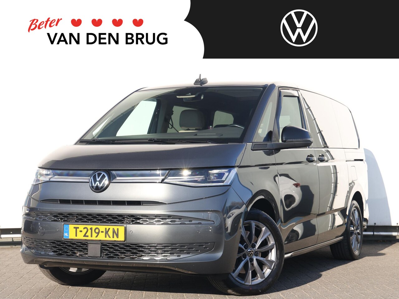 Volkswagen Multivan - 1.4 eHybrid 218PK DSG L2H1 Style | ACC | LED | Panoramadak | Side Assist | Head-up Display - AutoWereld.nl