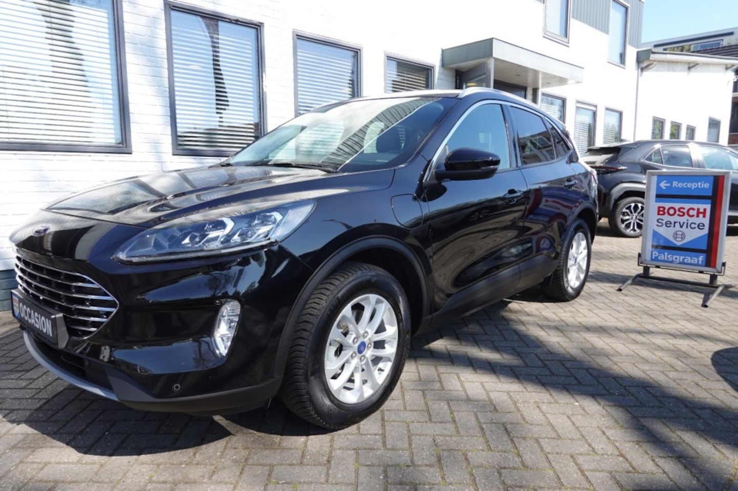 Ford Kuga - 2.5 Plug in Hybrid Titanium X - AutoWereld.nl