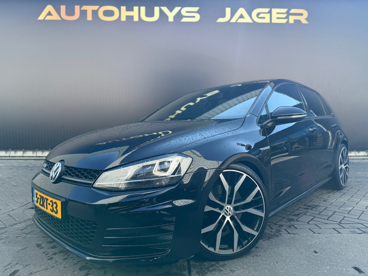 Volkswagen Golf - 2.0 TDI GTD PANO LEER - AutoWereld.nl