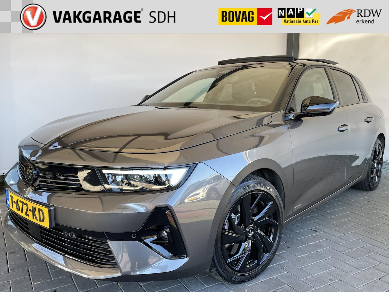 Opel Astra - 1.6 Hybrid Level 4|PHEV|PANO|Full Options - AutoWereld.nl