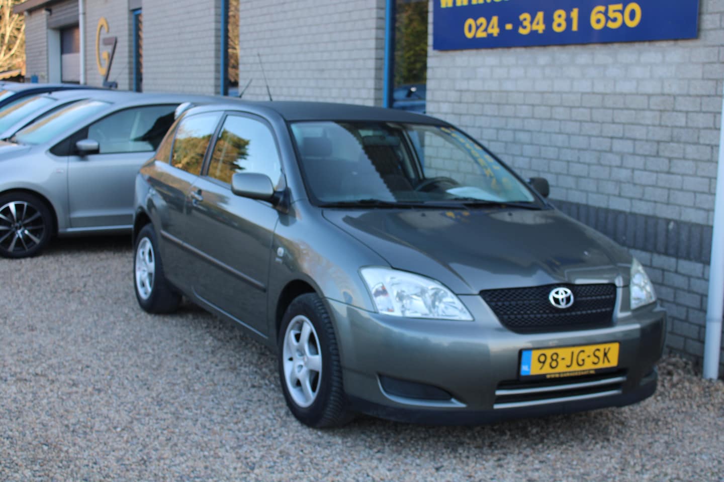 Toyota Corolla - 1.6 VVT-i Linea Terra Airco Trekhaak Lm velgen Spoiler - AutoWereld.nl