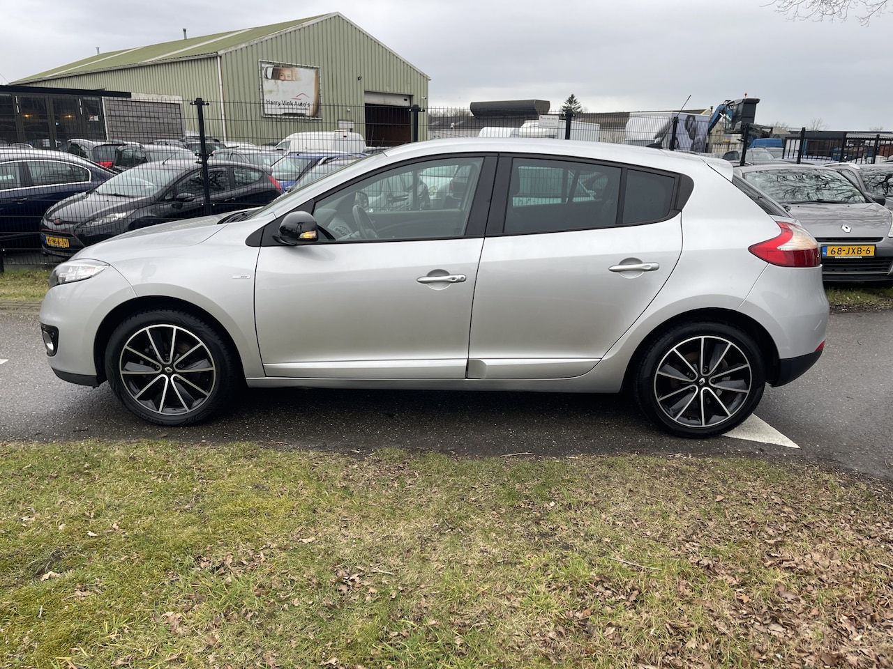 Renault Mégane - 1.2 TCe Bose | Navigatie | Achteruitrijcamera | Trekhaak - AutoWereld.nl