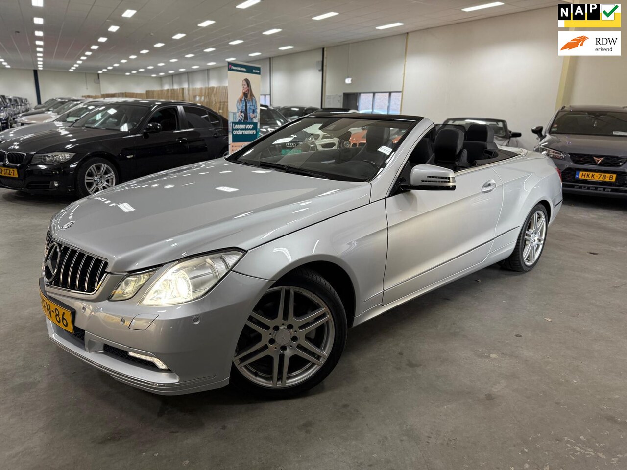 Mercedes-Benz E-klasse Cabrio - 200 CGI Elegance / RIJDT SCHAKELT GOED / NETTE AUTO - AutoWereld.nl
