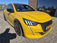 Peugeot 208 - 1.2 PureTech GT-Line pano full options grote beurt gehad