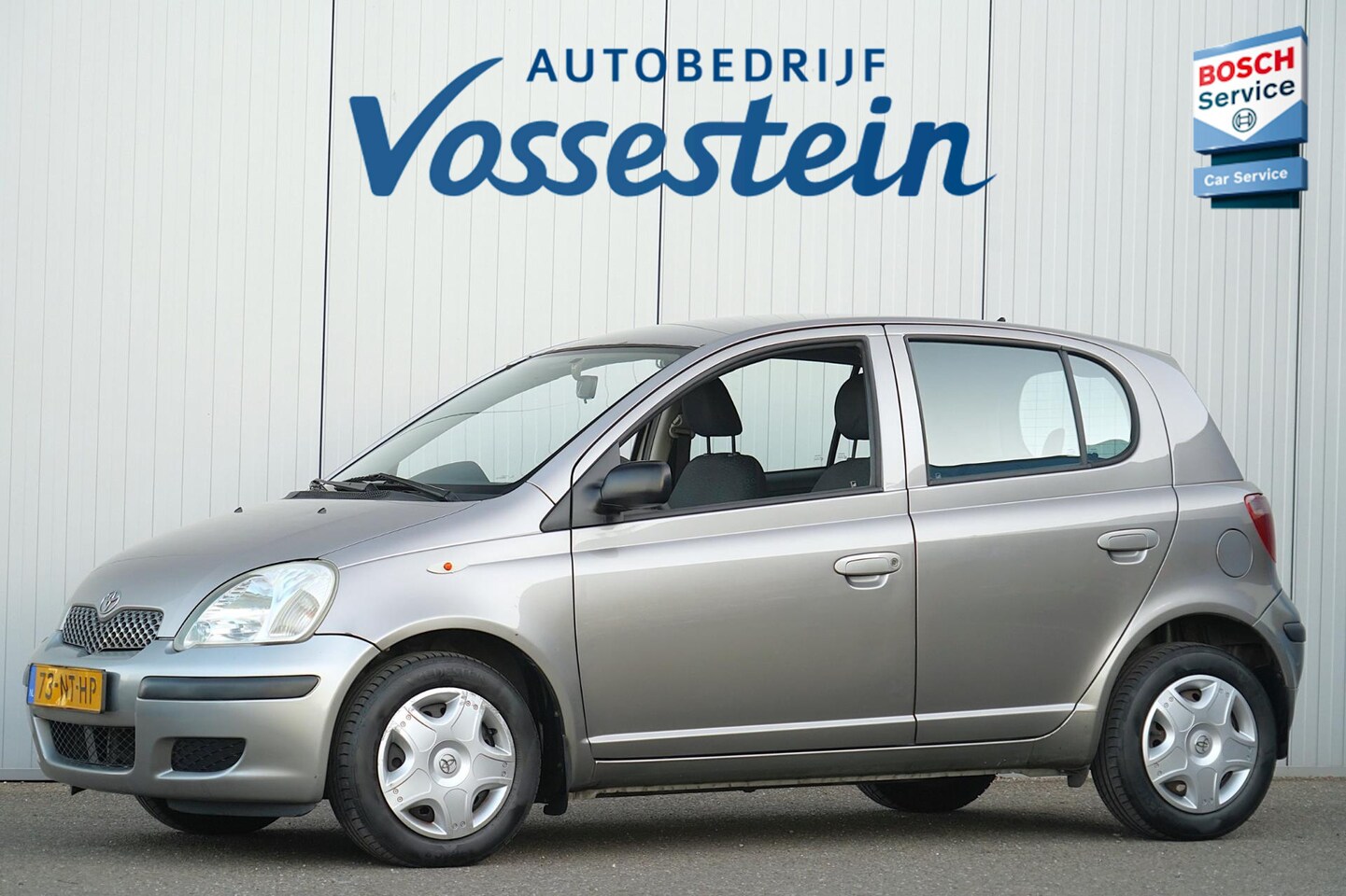 Toyota Yaris - 1.3 VVT-i Idols / 5-Deurs / Elek. Ramen / NL-Auto / Radio-CD - AutoWereld.nl
